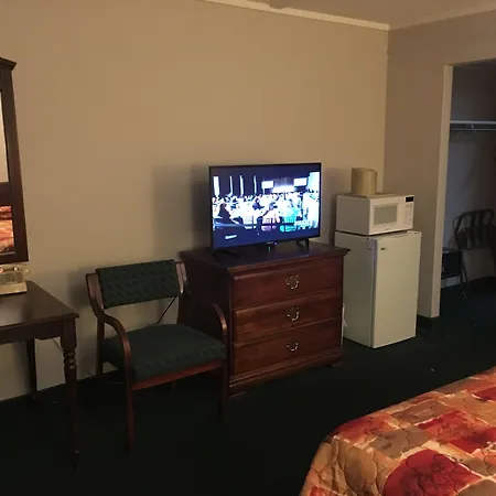 Rapids Inn & Suites-2