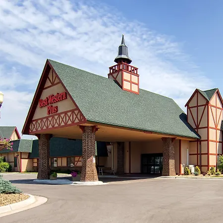 Best Western Plus New Ulm-3