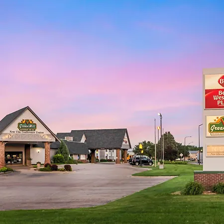 Best Western Plus New Ulm-2