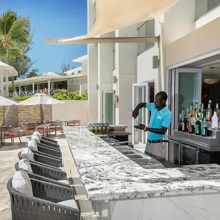 Sea Breeze Beach House All Inclusive By Ocean Hotels-3