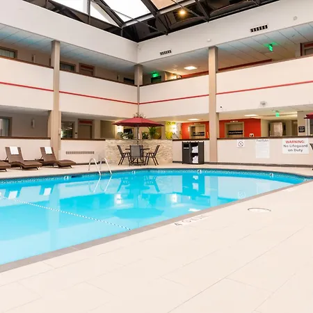 Holiday Inn Brookfield - Milwaukee By Ihg-3