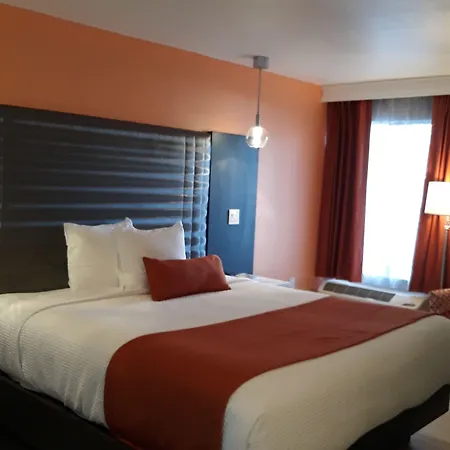 Clarion Pointe El Cajon San Diego East-3