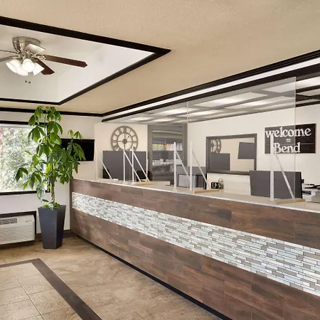 Days Inn By Wyndham Bend-3