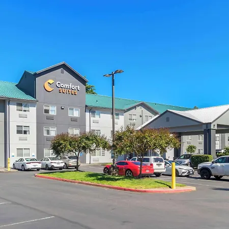 Comfort Suites Portland Airport-2