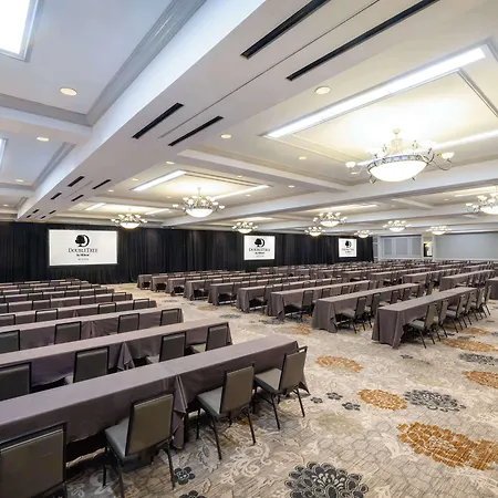 Doubletree By Hilton Austin-2