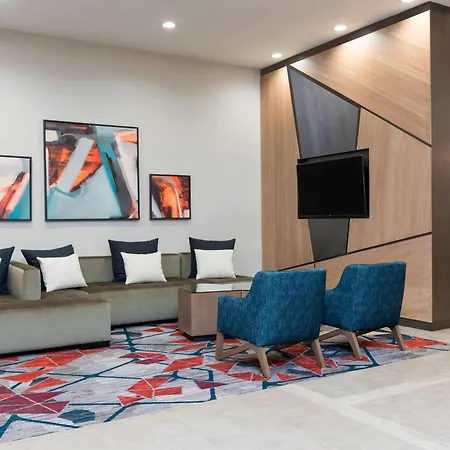 Sonesta Hotel Grand Rapids Airport-2
