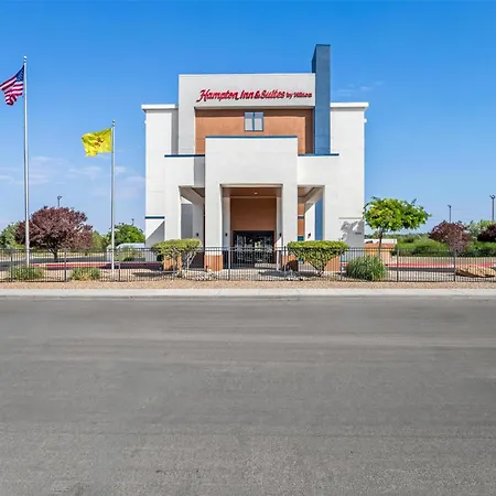 Hampton Inn & Suites Farmington-3