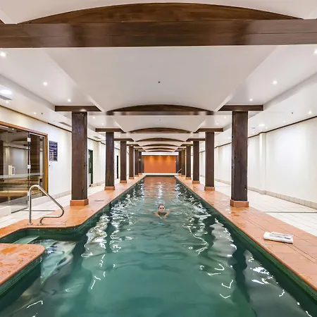 Oaks Sydney Goldsbrough Suites-3