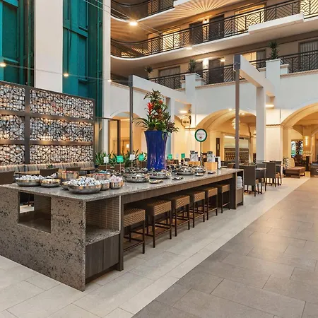 Embassy Suites By Hilton Miami International Airport-2