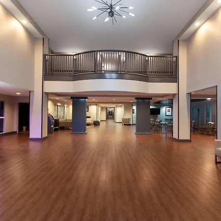 Wingate By Wyndham Oklahoma City Airport-2