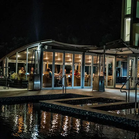 Paihia Beach Resort & Spa Hotel-3