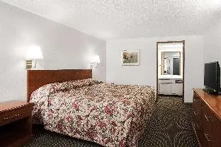 Knights Inn Pittston-3