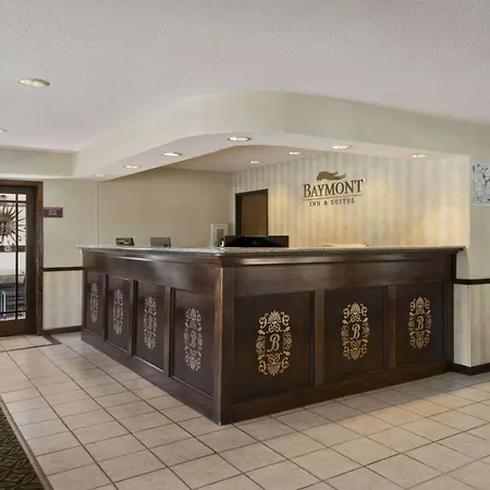 Baymont By Wyndham Whitewater-2