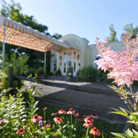 Auberge West Brome-2