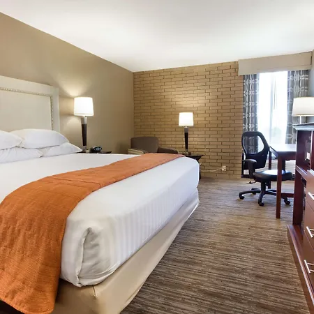 Drury Inn & Suites Kansas City Airport-2