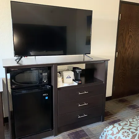 Days Inn By Wyndham Faribault-2
