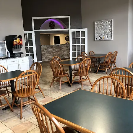 Hometown Inn And Suites Belle Plaine-3