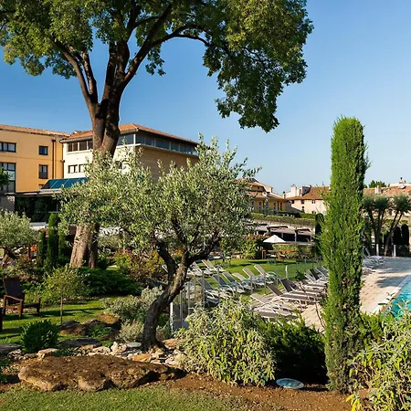 Aquabella Hotel & Spa-3