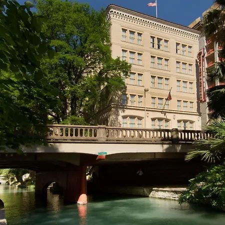 Drury Inn & Suites San Antonio Riverwalk-2