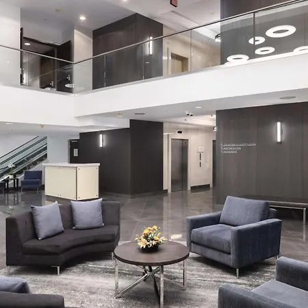 Hilton Vancouver Metrotown-3
