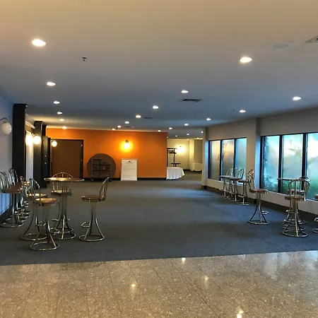 La Sagueneenne - Hotel Et Centre De Congres-3