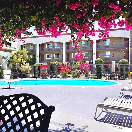 Quality Inn Ontario Airport Convention Center-3