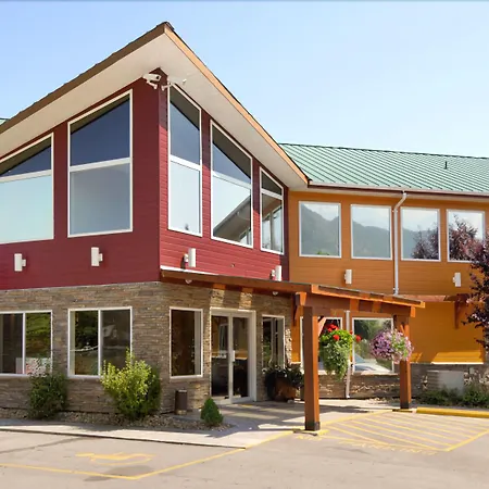 Days Inn By Wyndham Penticton Conference Centre-3