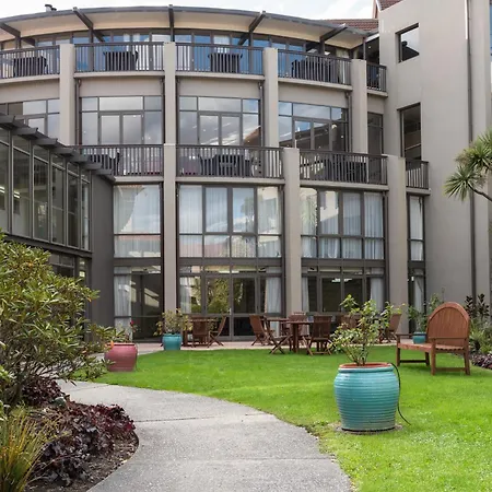 Copthorne Hotel And Resort Lakefront Queenstown-2