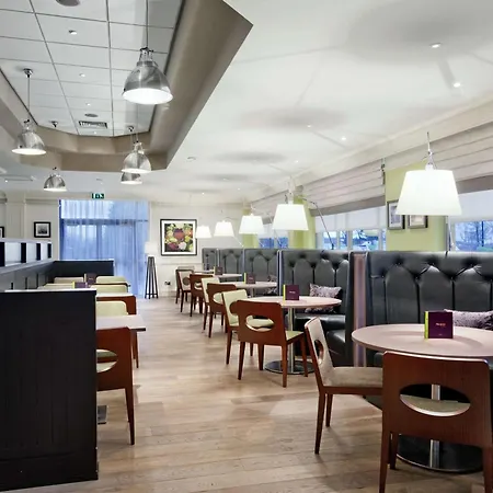 Doubletree By Hilton Glasgow Strathclyde-3