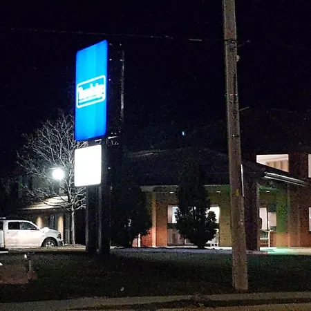 Travelodge By Wyndham Welland-3