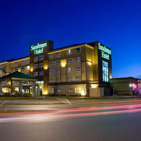 Sandman Hotel & Suites Vancouver Airport-3