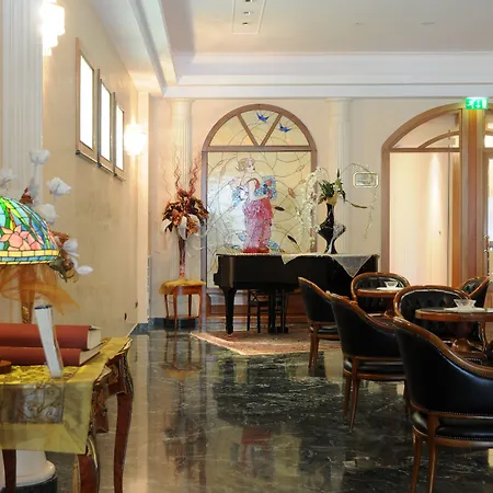 Best Western Hotel Globus City-3