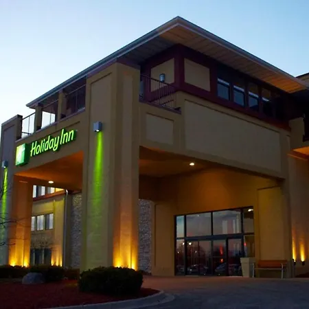 Holiday Inn Hotel Pewaukee-Milwaukee West By Ihg-3