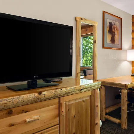 Best Western Northwoods Lodge-2