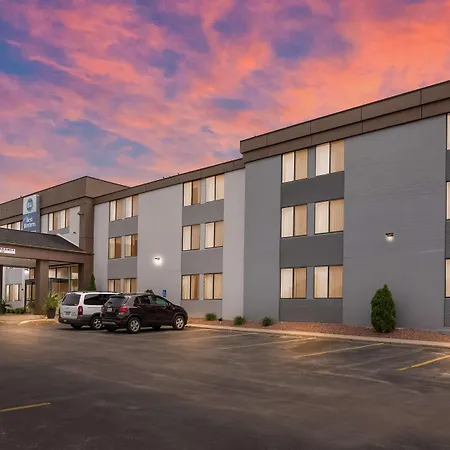 Best Western Waukesha Grand-2