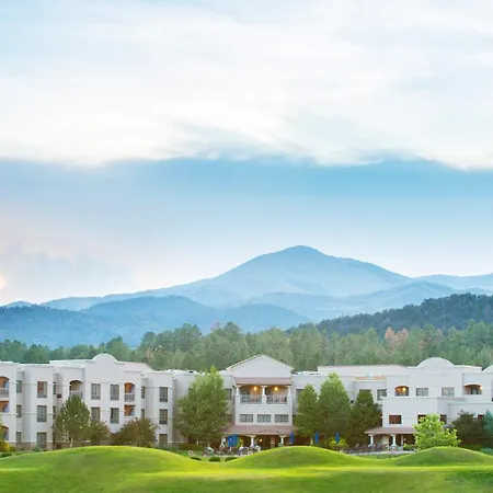 Mcm Elegante Lodge & Resorts-3