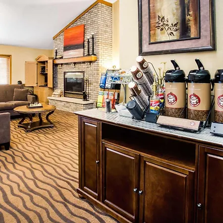 Americinn By Wyndham Menomonie-3