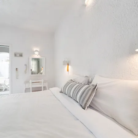Artemis Suites-2