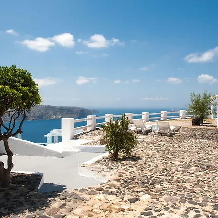 Artemis Suites-3