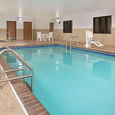 Super 8 By Wyndham Sioux Falls-2