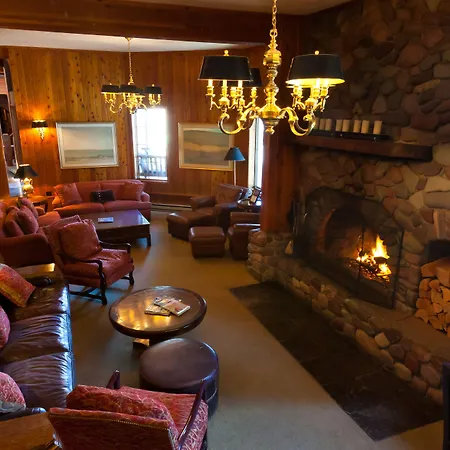 Kandahar Lodge At Whitefish Mountain Resort-3