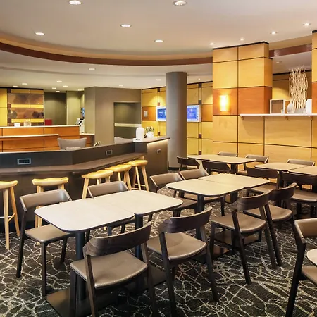 Springhill Suites By Marriott Savannah I-95 South-3