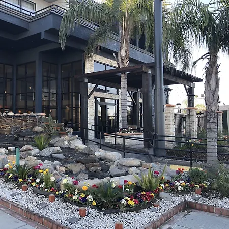 Country Inn & Suites By Radisson, Bakersfield, Ca-2