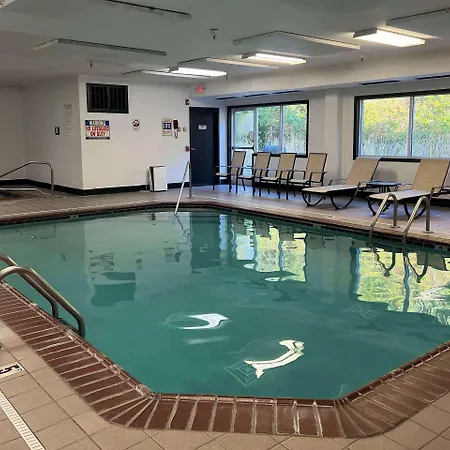 Quality Inn Huntington University Area-2