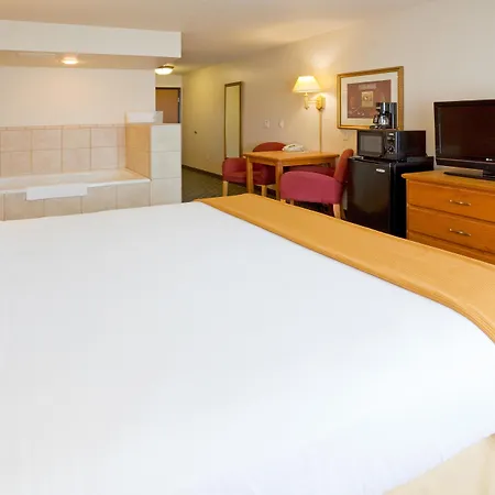 Holiday Inn Express & Suites Yankton By Ihg-3
