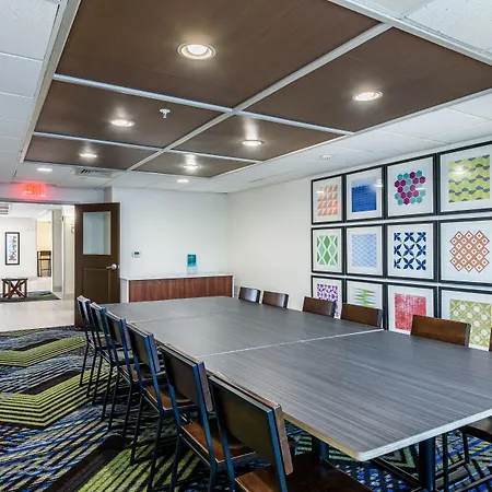 Holiday Inn Express Hotel And Suites Bastrop By Ihg-3