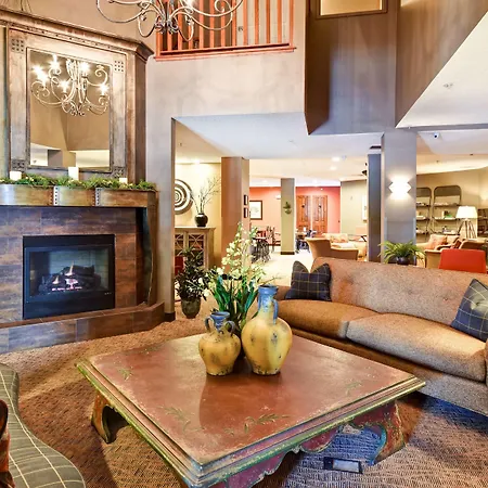 Grandstay Hotel & Suites La Crosse-2