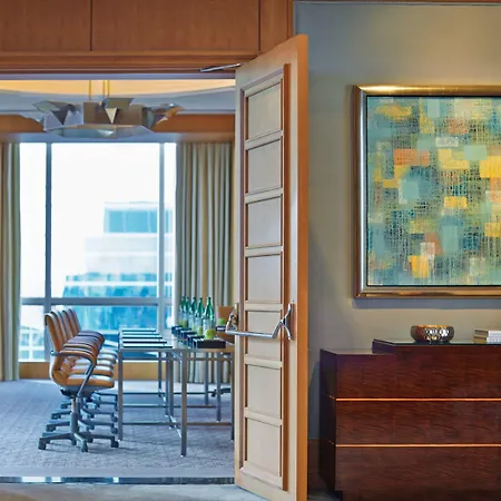 Four Seasons Hotel Miami-3