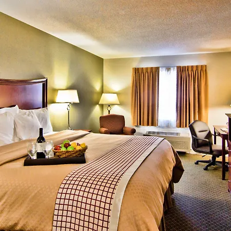 Christopher Inn And Suites-2