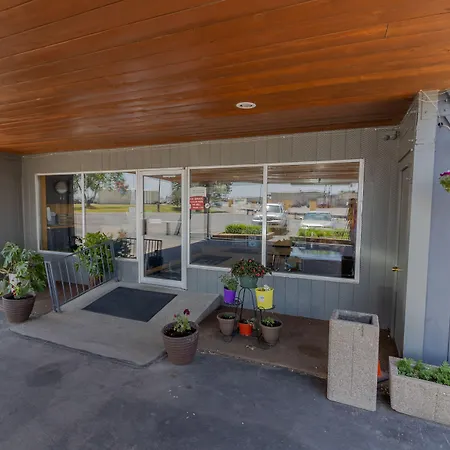Thunderbird Lodge-2